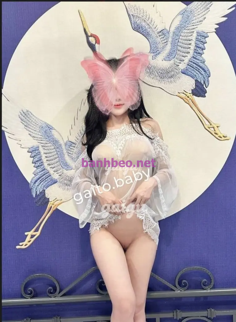 HOTGIRL BÉ LUXY XINH XẮN SIÊU PHẨM ĐẴNG CẤP LÀM TÌNH VỚI TƯ THẾ ĐỘC ĐÁO CHIỀU KHÁCH