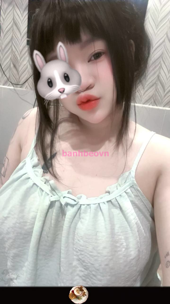 YẾN CHIBI 2k4 Xinh Đẹp Vú to 