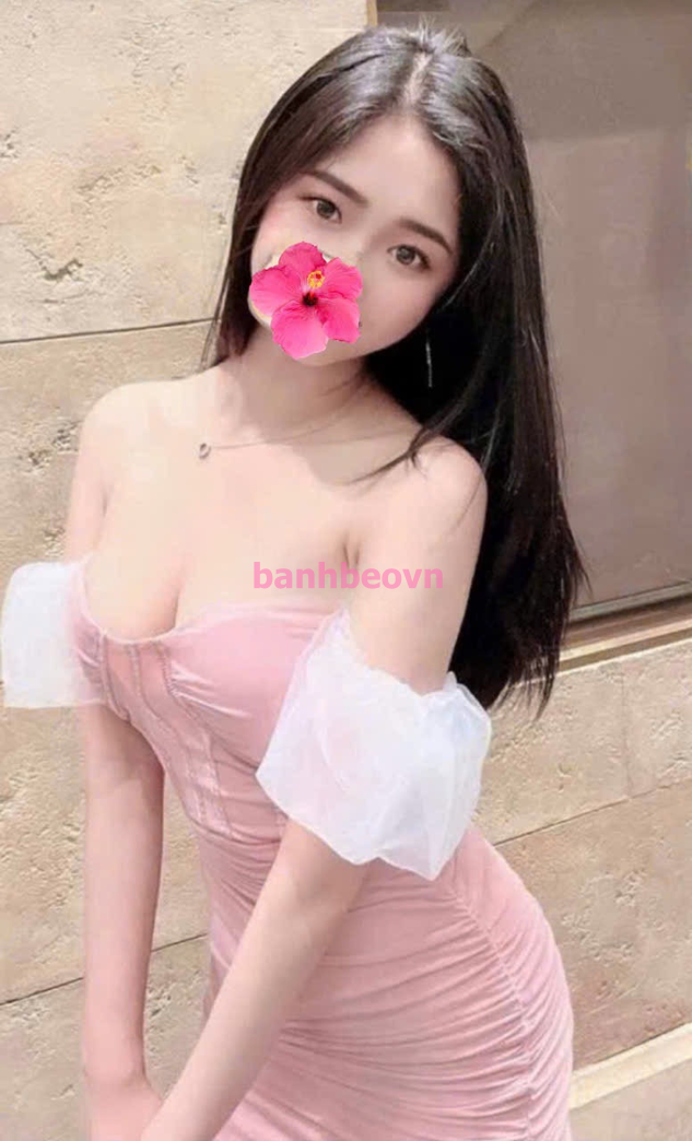 GÁI DÂM TRÚC LY_ DA TRẮNG VÚ TO_ CHÂN DÀI HÀNG NGON CHO AE
