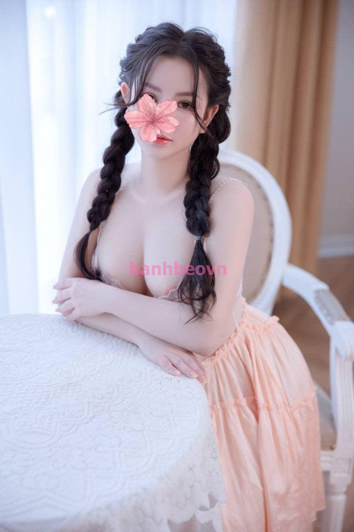 MAI ANH - VÚ TO - MÔNG ĐẸP - ĐÔI MẮT DÂM ĐÃNG - DỊCH VỤ HOÀN HẢO - TÌNH CẢM NHƯ NGƯỜI YÊU