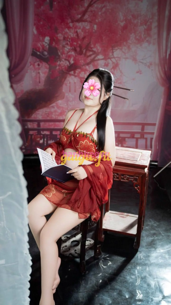 Anna2008mới vào nghề