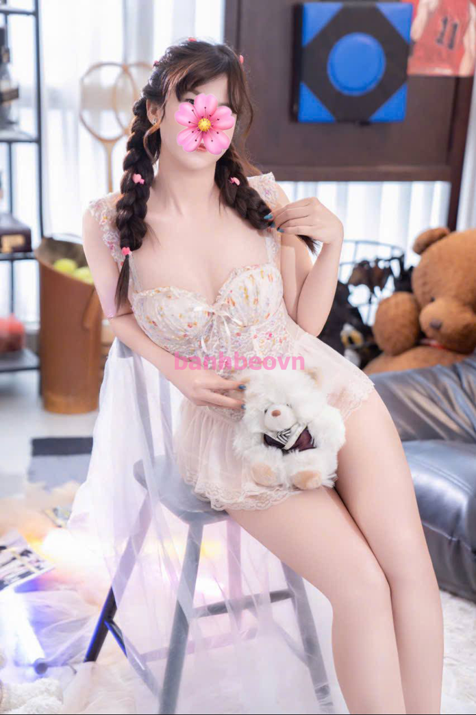 ❤️Hải Yến❤️- Dáng nuột nà - Chân dài miên man