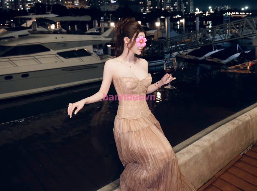 💕 bảo bối-gái xinh với 💕body không thấy tuyệt vời hơn💕