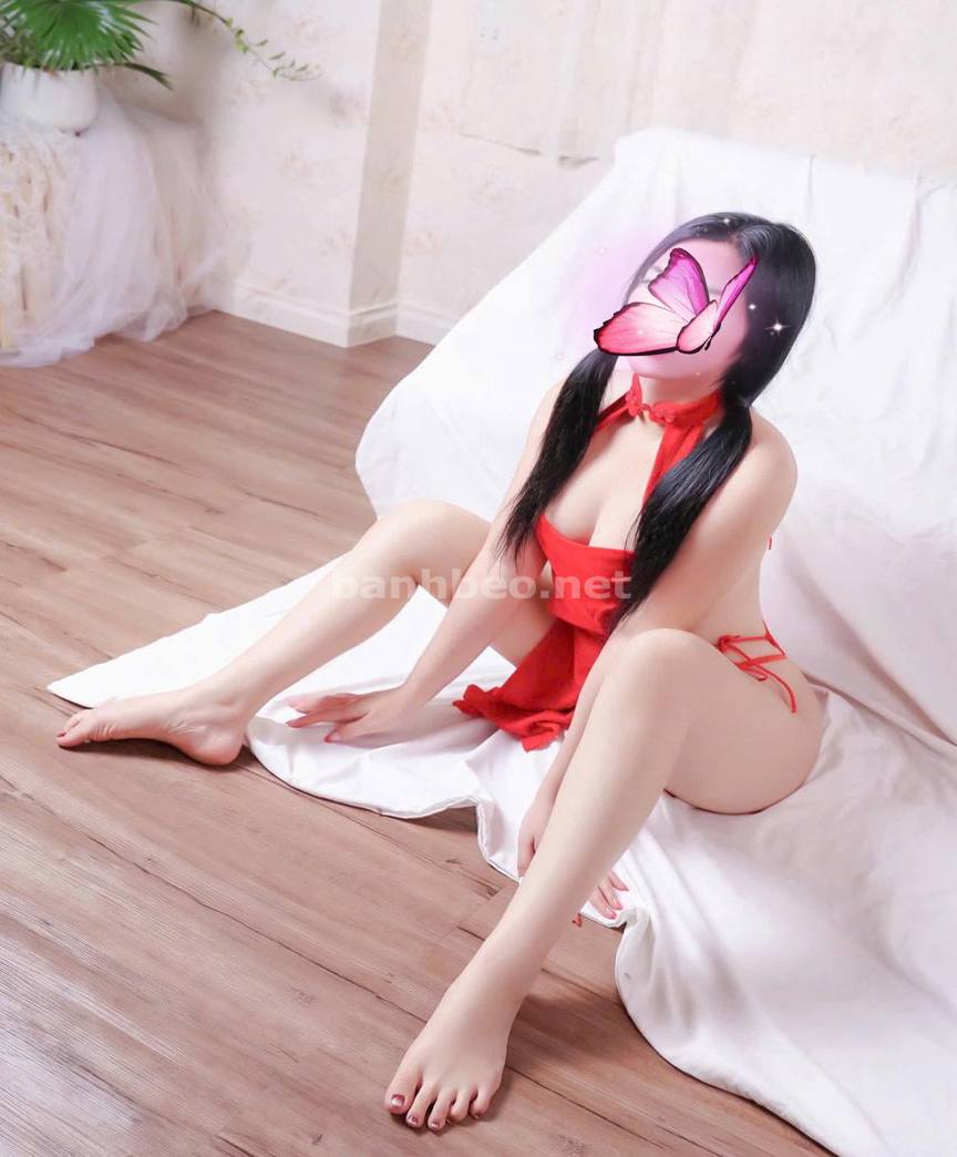 MỘC TRÀ XINH XẮN TUYỆT PHẨM BÚ LIẾM CU RẤT DÂM CHIỀU KHÁCH